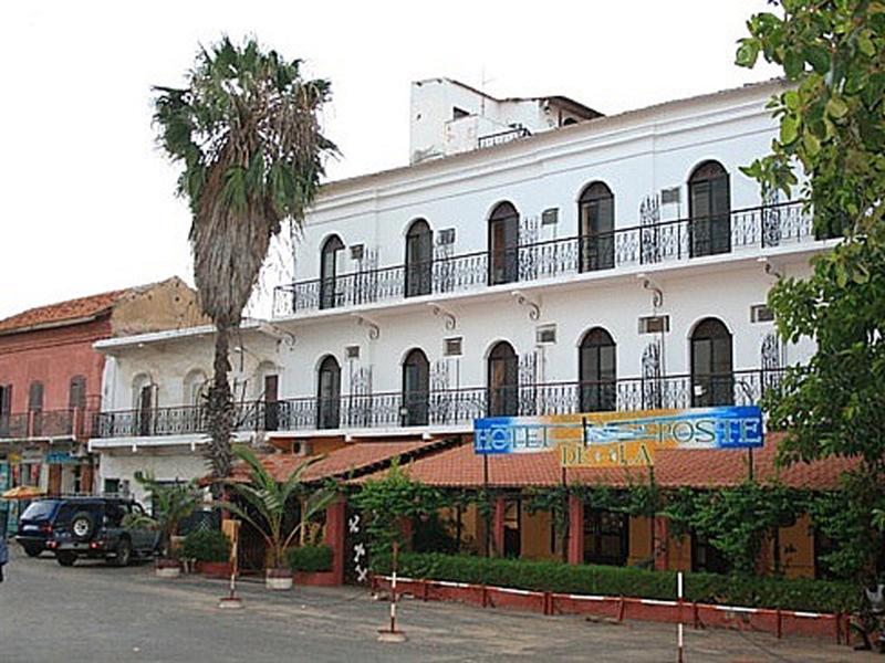 Hotel De La Poste Saint-Louis Esterno foto